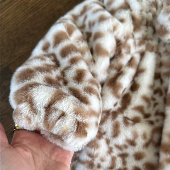 Cozy Tan and Cream Faux Fur Baby Coat - Picture 4 of 8